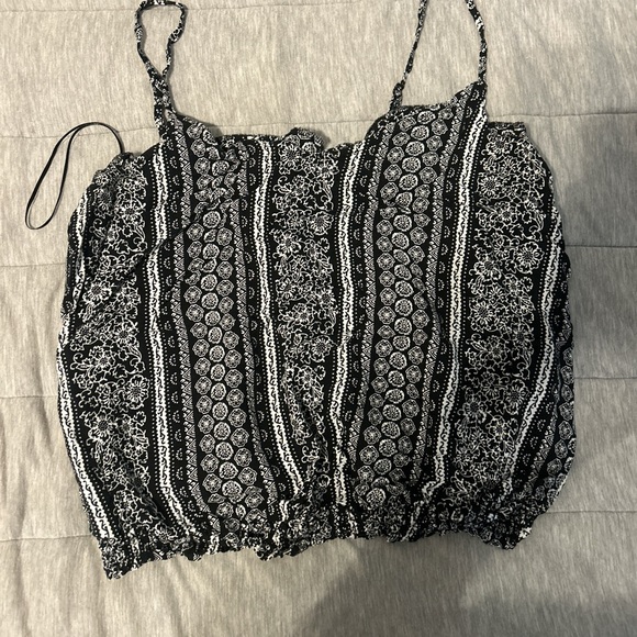 Tank Top Bundle - Picture 6 of 7